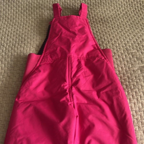 Girl’s Arctix snow pants size 4T. Like new - Picture 4 of 5